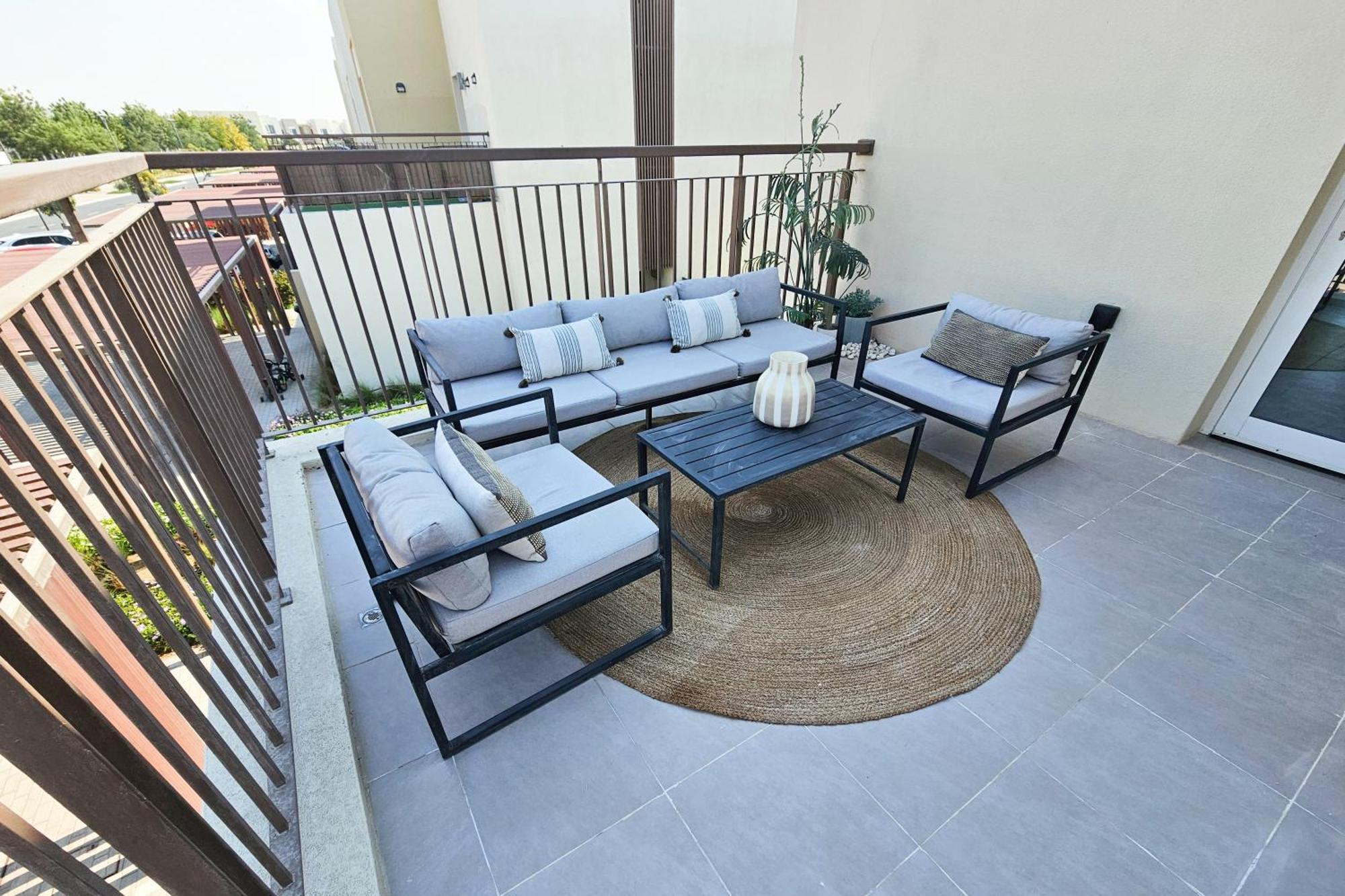 Modern Furnished 2 Bhk In Urbana 2 Emaar South By Truebleu Apartment